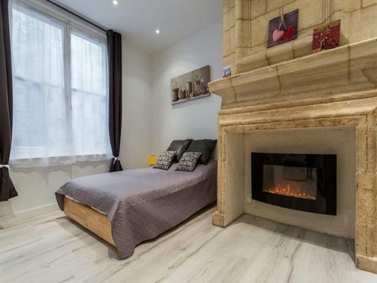 Appart Cozy / Quartier St Pierre Bordeaux Exterior photo